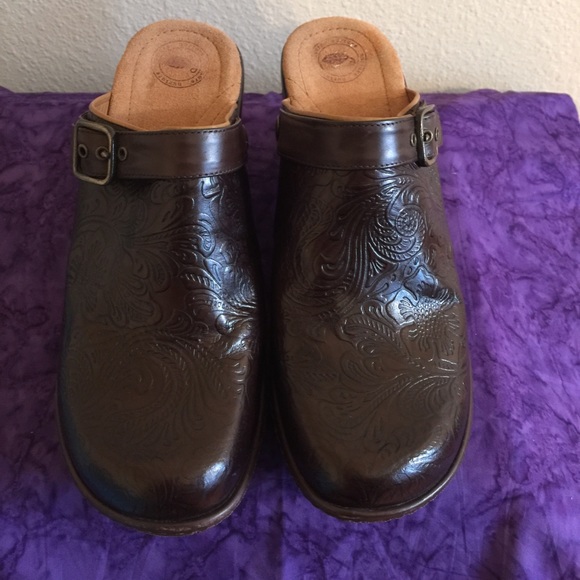 Nurture Clogs by Lamaze - Picture 2 of 8